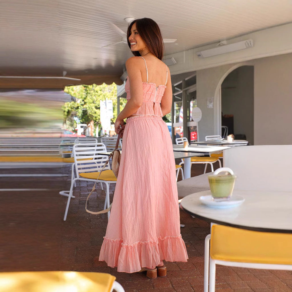 Ladies' maxi dress with playful ruffled hem and practical tie bands Lisslune