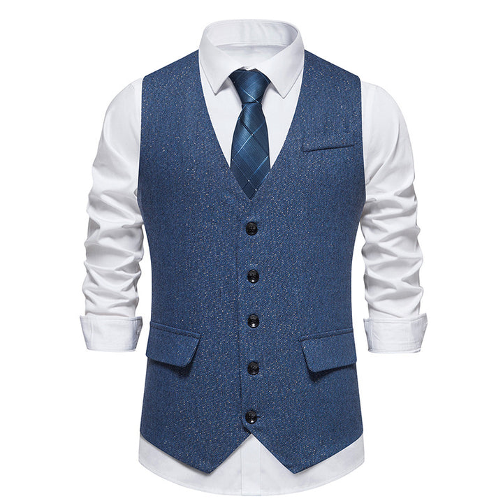 Men's elegant suit vest with fine modern design and practical pockets Lisslune