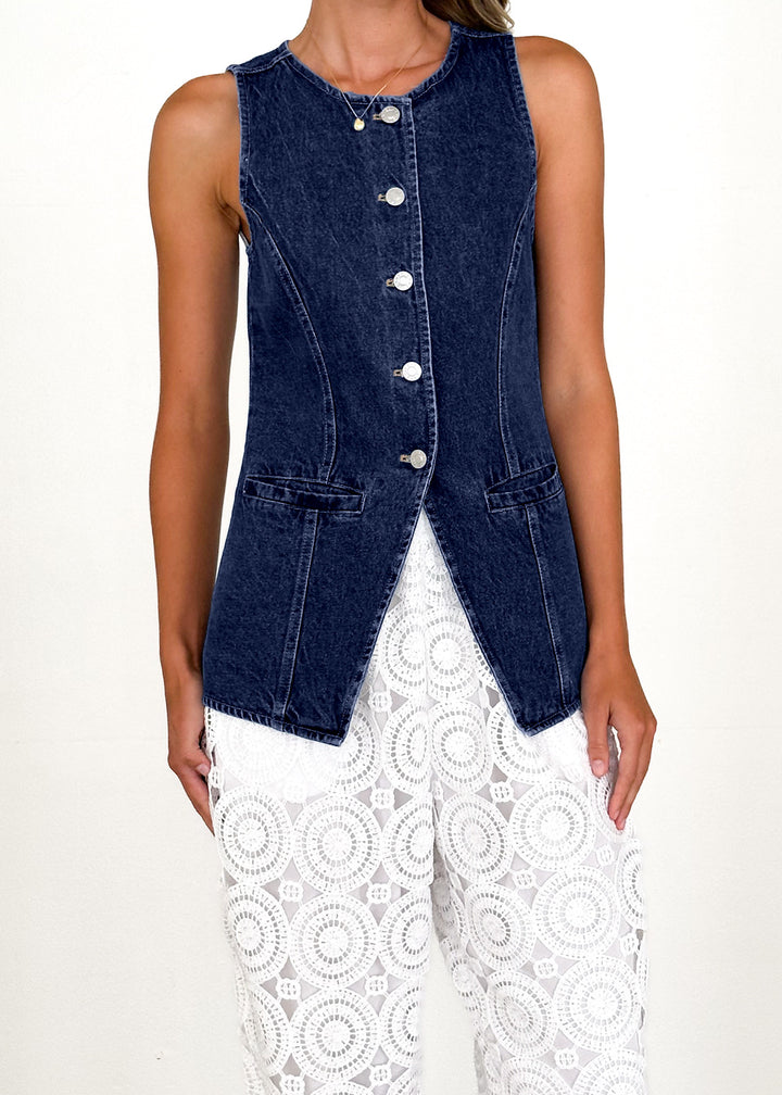 Women's jeans vest in a modern cut and practical pockets