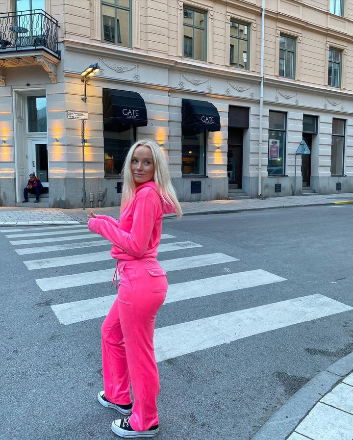 Female sporty luxury tracksuit with hood and elastic waist Lisslune