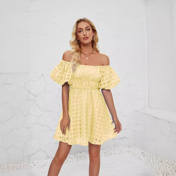 Women's casual dress in modern check pattern with puff sleeves and elastic waist