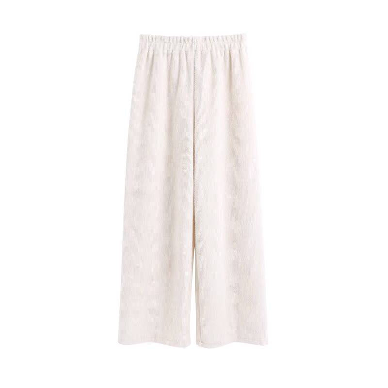 Women’s Knit Loungewear Set with Elegant Roll Neck and Luxurious Materials Lisslune