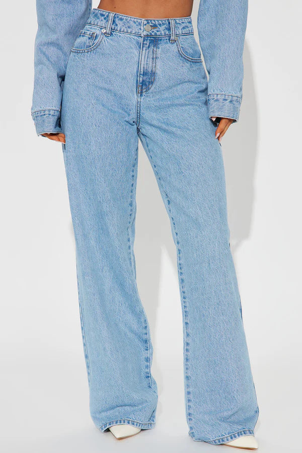 Damen Weite High-Waist Jeans mit klassischem Schnitt und ausgefransten Säumen Lisslune