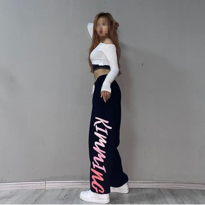 Women's loose sport jogging pants with elastic waistband and modern lettering Lisslune