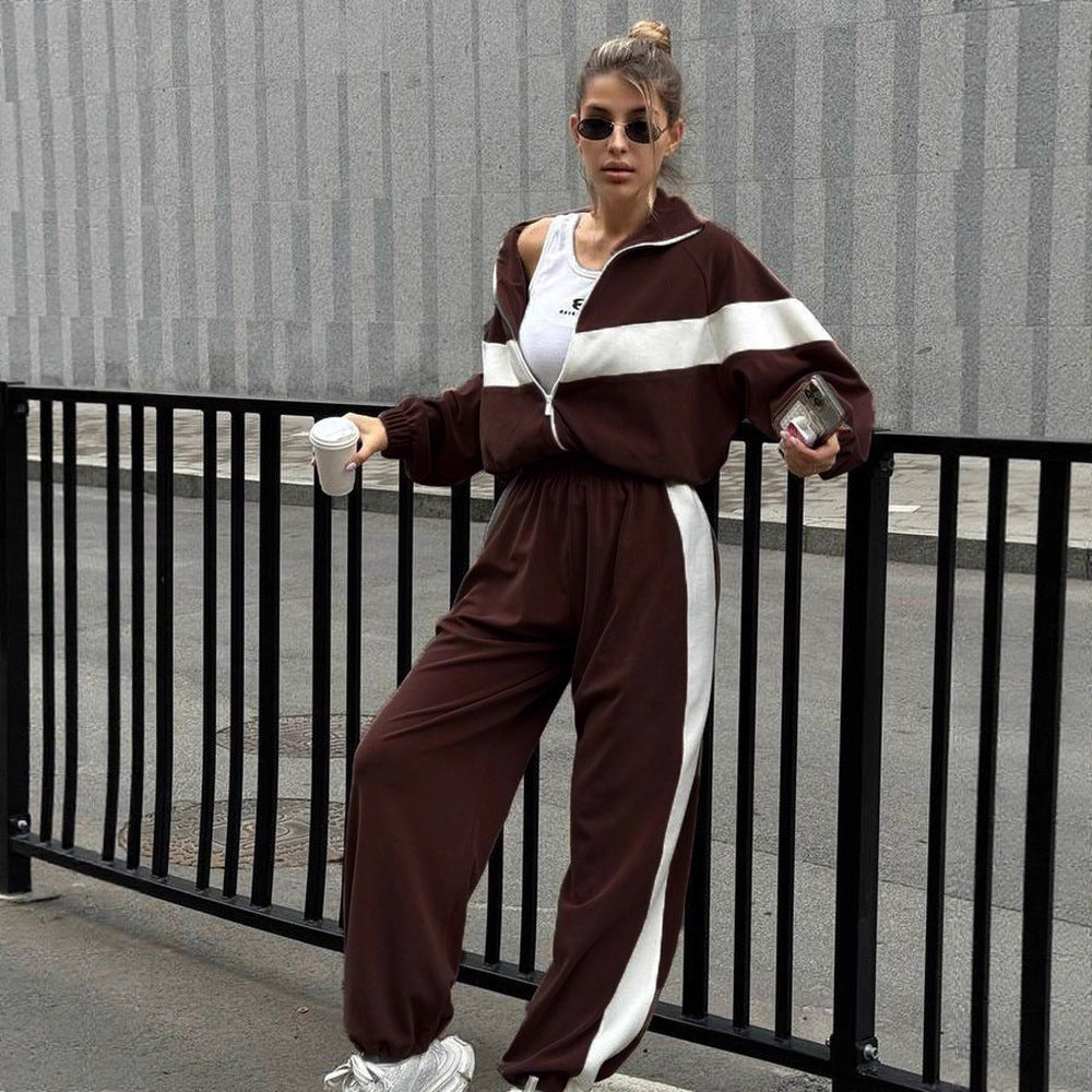 Women's sporty fleece tracksuit with high collar and side stripes Lisslune