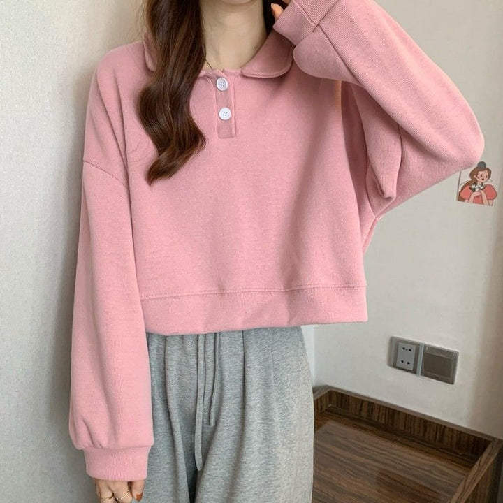 Women's short sleeve sweatshirt with fashionable collar and decorative buttons