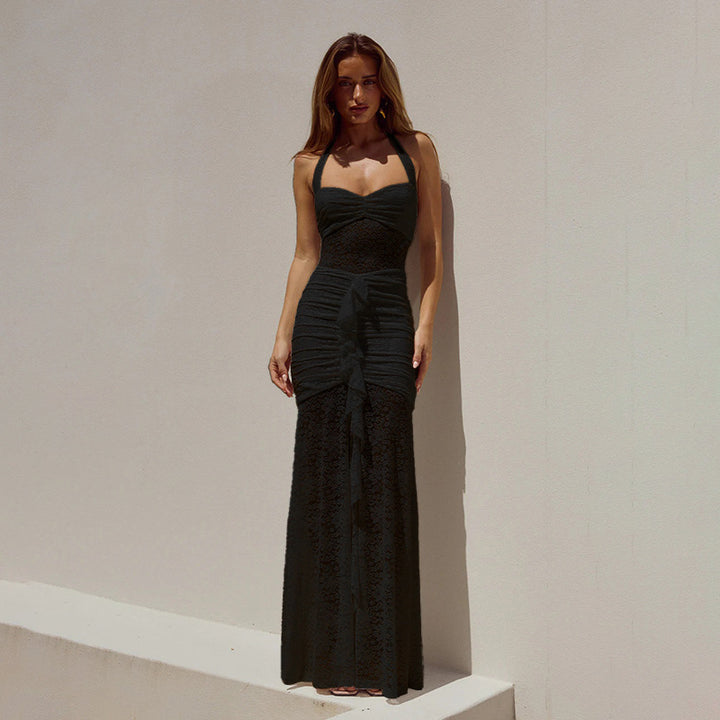 Ladies elegant and figure-hugging lace dress with chic gathering and fine straps Lune London