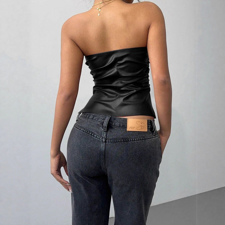 Damen Figurumspielendes Oberteil im edgy Lederlook Lisslune