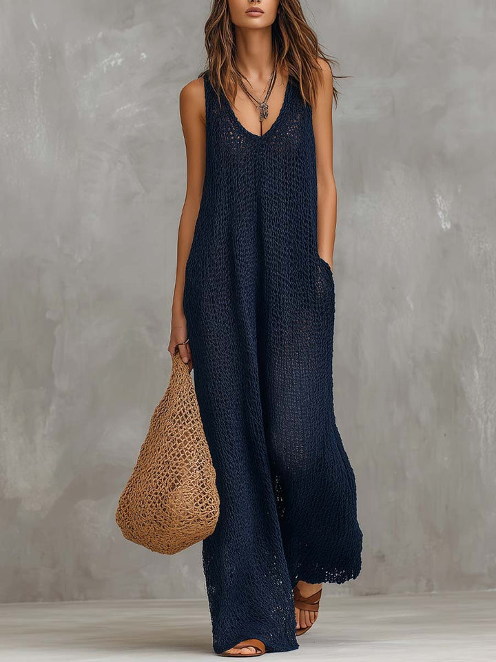 Ladies Airy Summer Dress with Side Pockets and Deep Neckline Lisslune