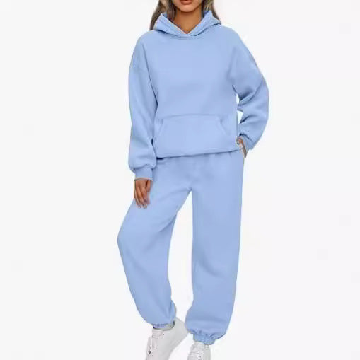 Women's comfortable hoodie suit made of high-quality sweatshirt material with practical pockets Lisslune