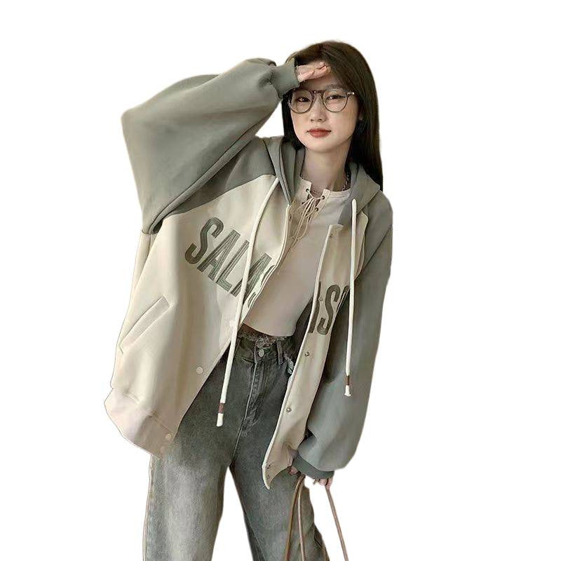 Women's sporty hooded jacket with a casual cut and eye-catching print Lisslune