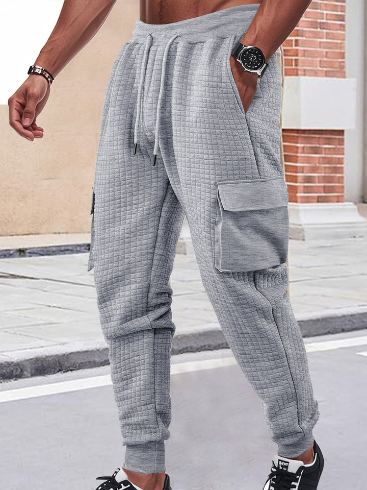 Men's cargo jogging pants with breathable material and practical side pockets Lisslune