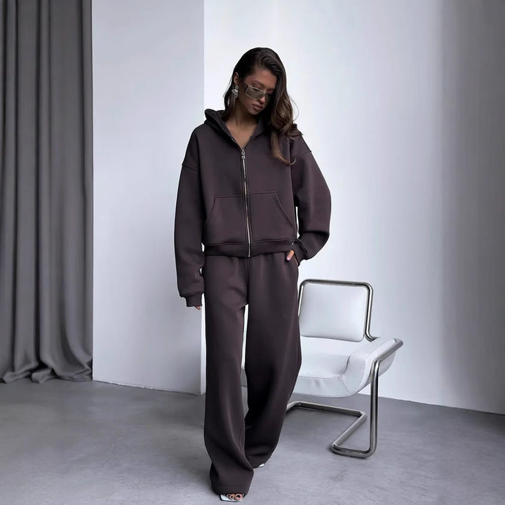 Ladies Relaxed-Fit Hoodie and Jogging Pants Set Lisslune