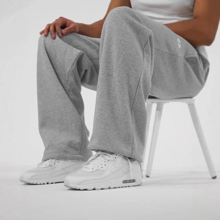 Men's casual Relaxed Fit jogging pants made of soft fleece with practical pockets Lisslune