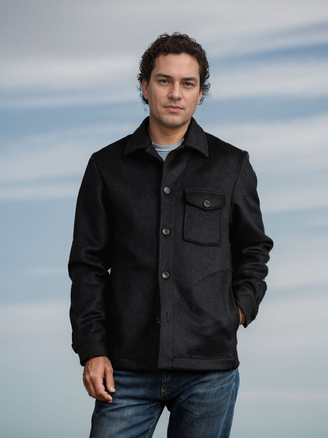 Men's wool jacket with practical pockets Lisslune