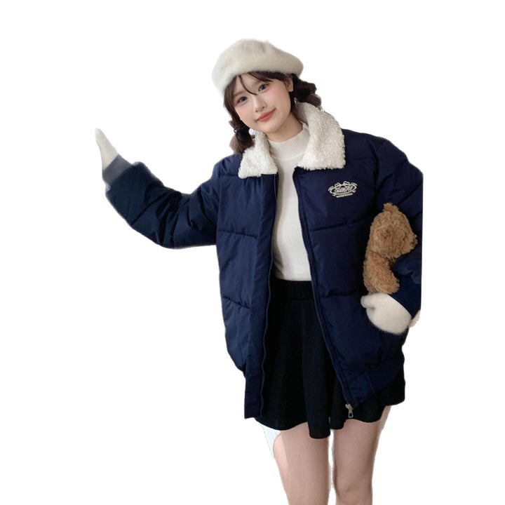 Women's padded winter jacket with cozy collar and practical pockets