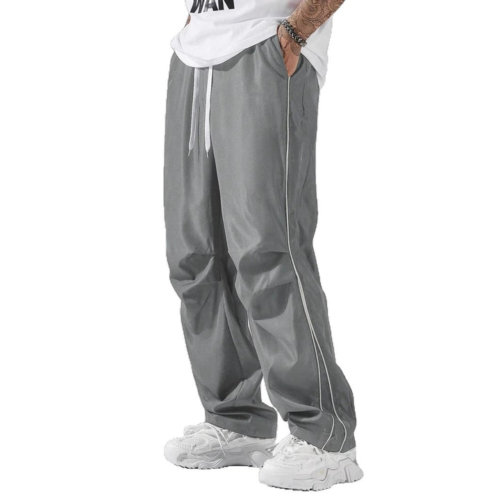 Men's sporty leisure pants with elastic waistband and stylish contrasting stripes Lisslune