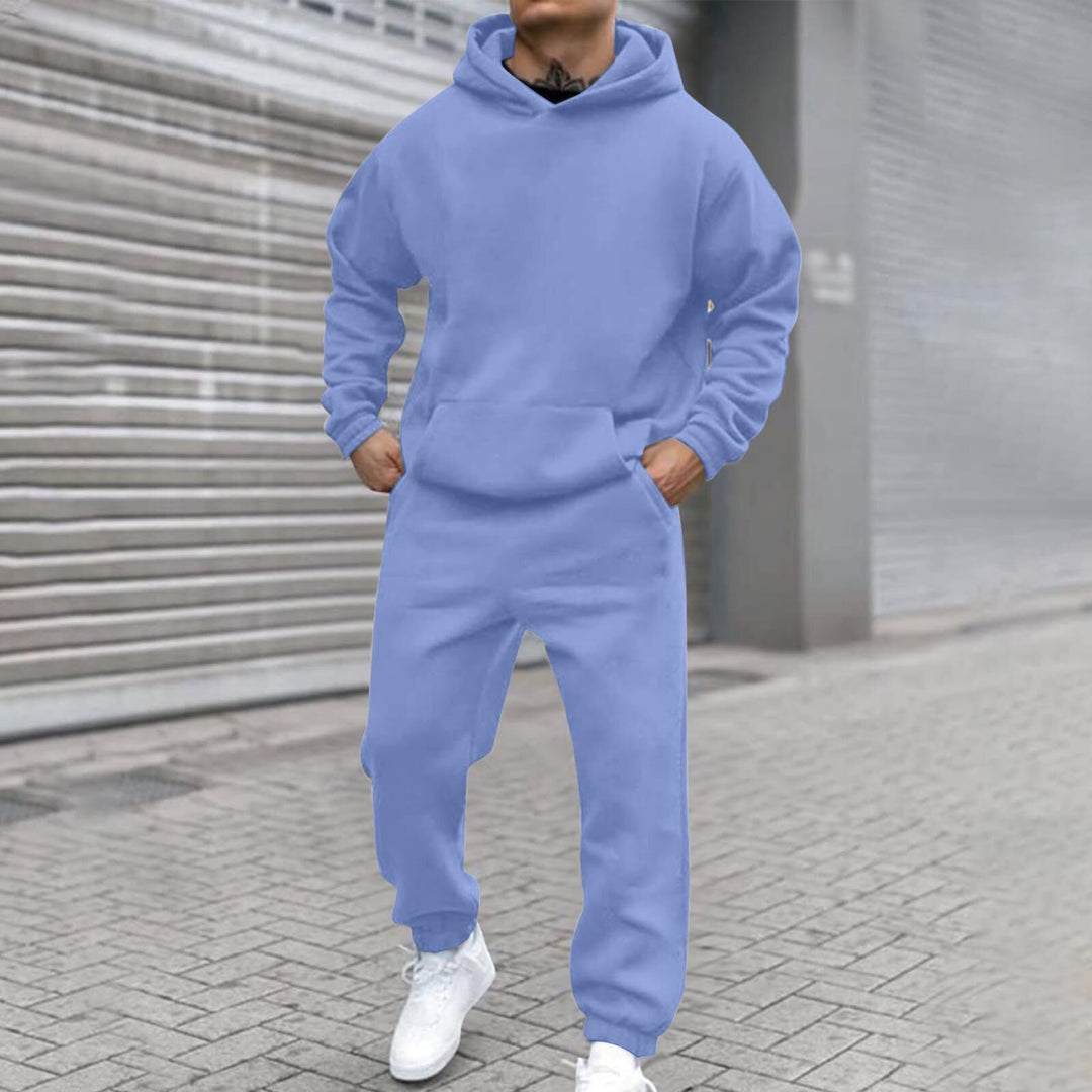 Men's hoodie suit made of comfortable and high-quality sweat material Lisslune