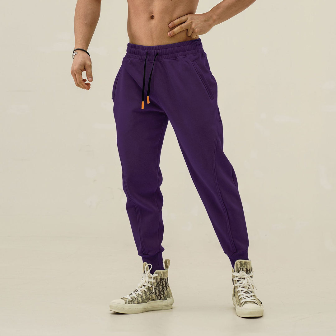 Men's sporty jogging pants with elastic waistband and stylish contrast stripes Lisslune