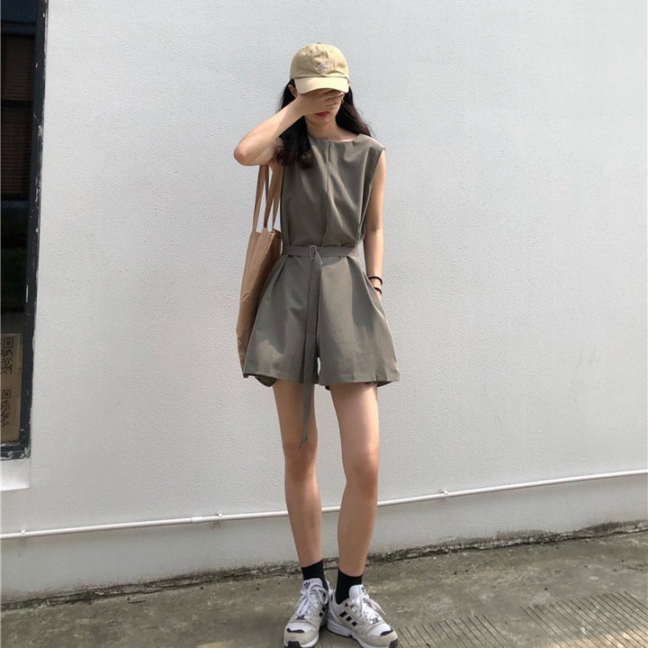 Women's jumpsuit with tailored design and practical pockets Lisslune