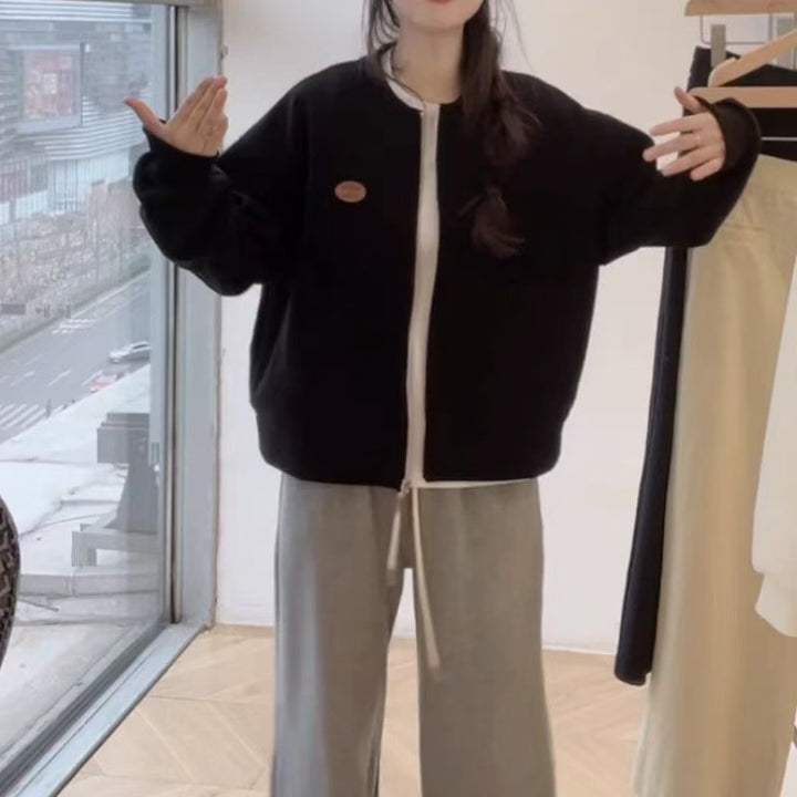 Women's oversized sweat jacket with practical pockets and fashionable design Lisslune