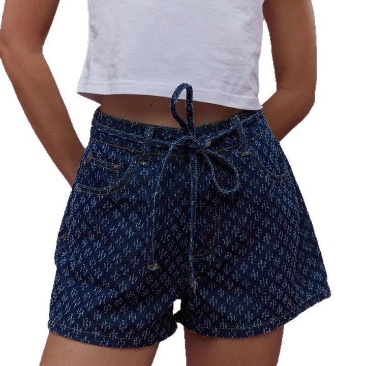 Ladies' denim shorts with adjustable waistband and trendy cut