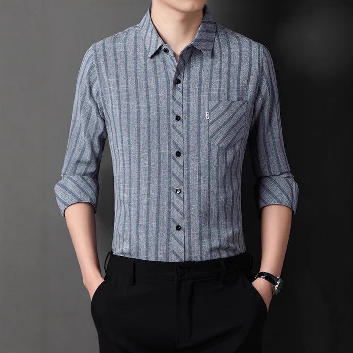 Men's long-sleeve shirt with fine striped pattern and chest pocket Lisslune
