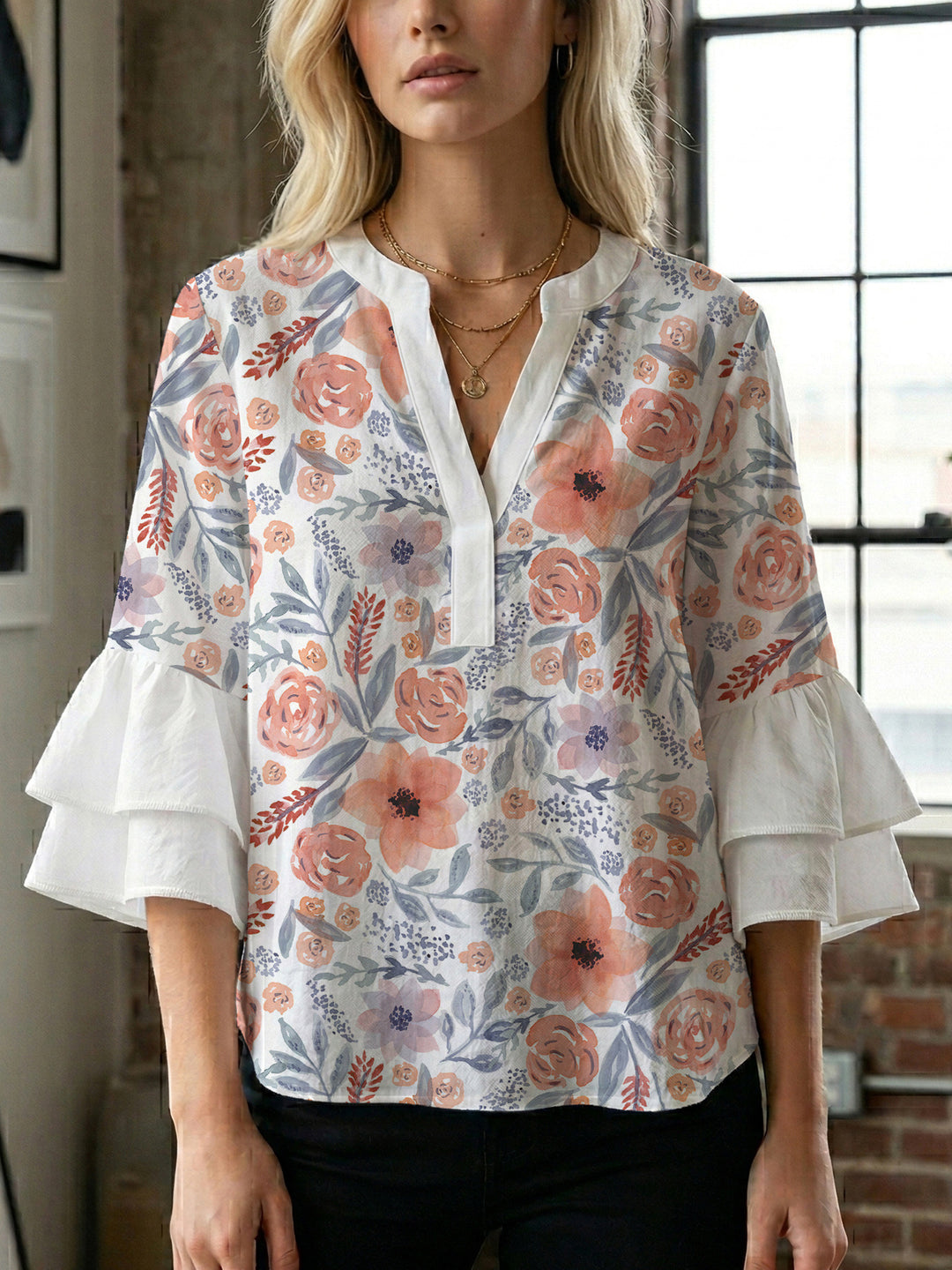 Women's blouse with voluminous sleeves and floral design Lisslune