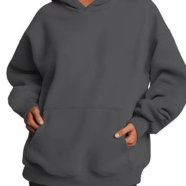 Women's oversized hoodie with practical kangaroo pockets and soft inner lining Lisslune