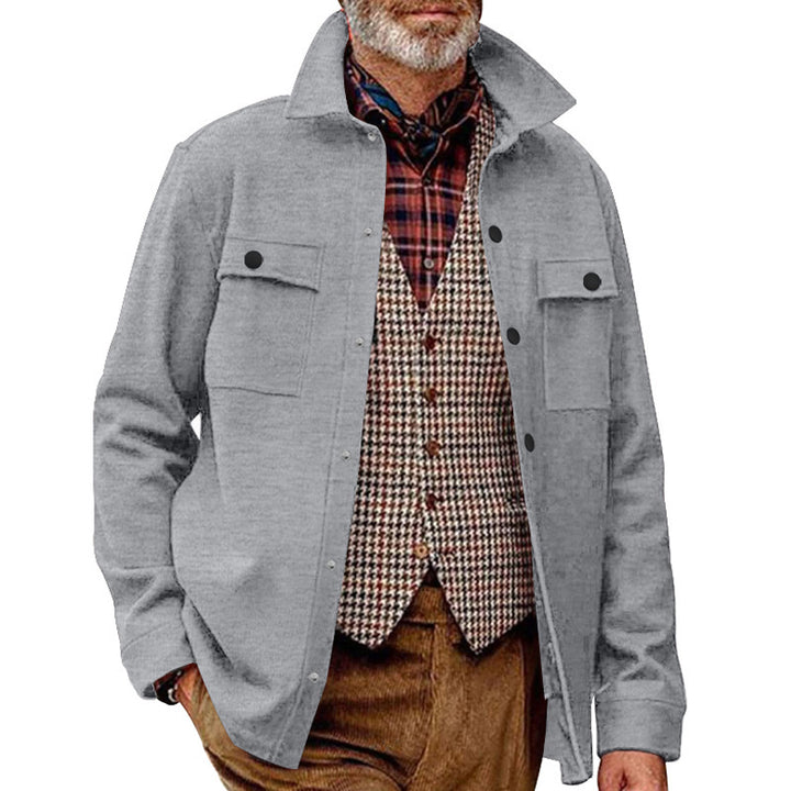Men's casual outdoor jacket with practical pockets and modern cut Lisslune