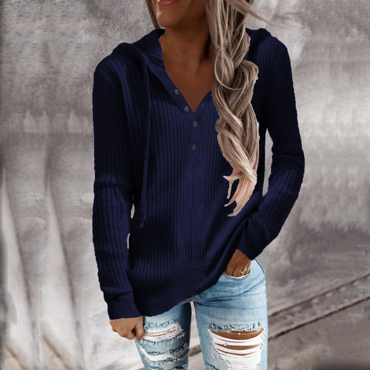 Women's hoodie with textured ribbed pattern and buttoned neckline Lisslune