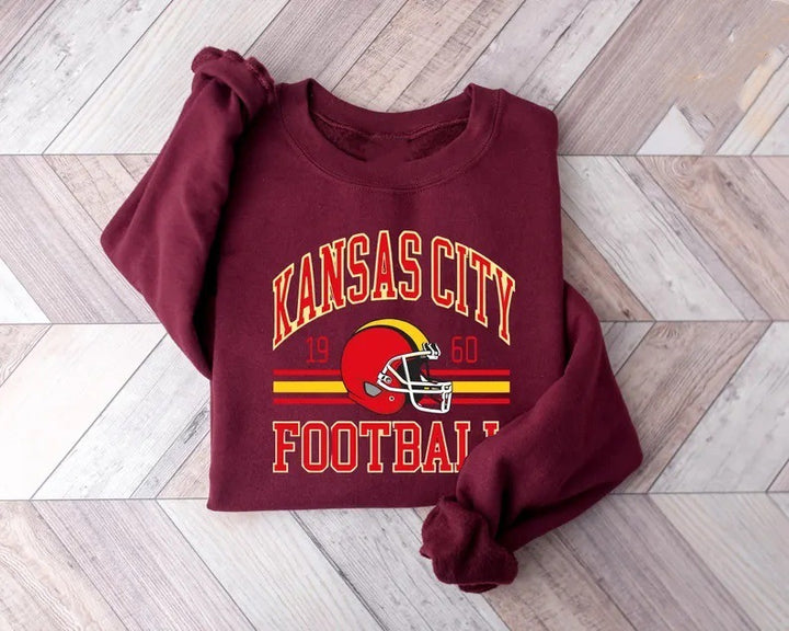 Women Oversized Sweatshirt with nostalgic football motif Lisslune