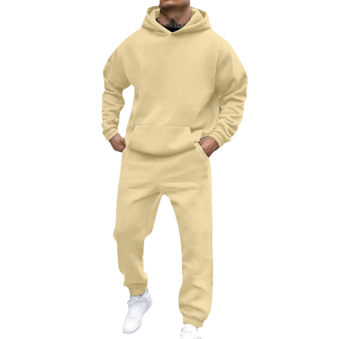 Men's hoodie suit made of comfortable and high-quality sweat material Lisslune
