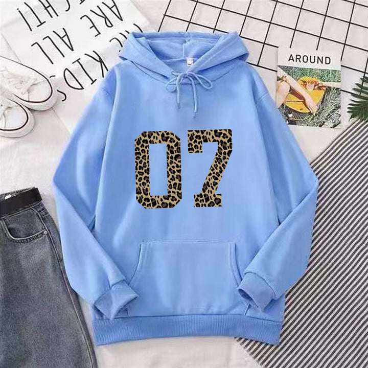Women's Hoodie with Modern Animal Print Lisslune