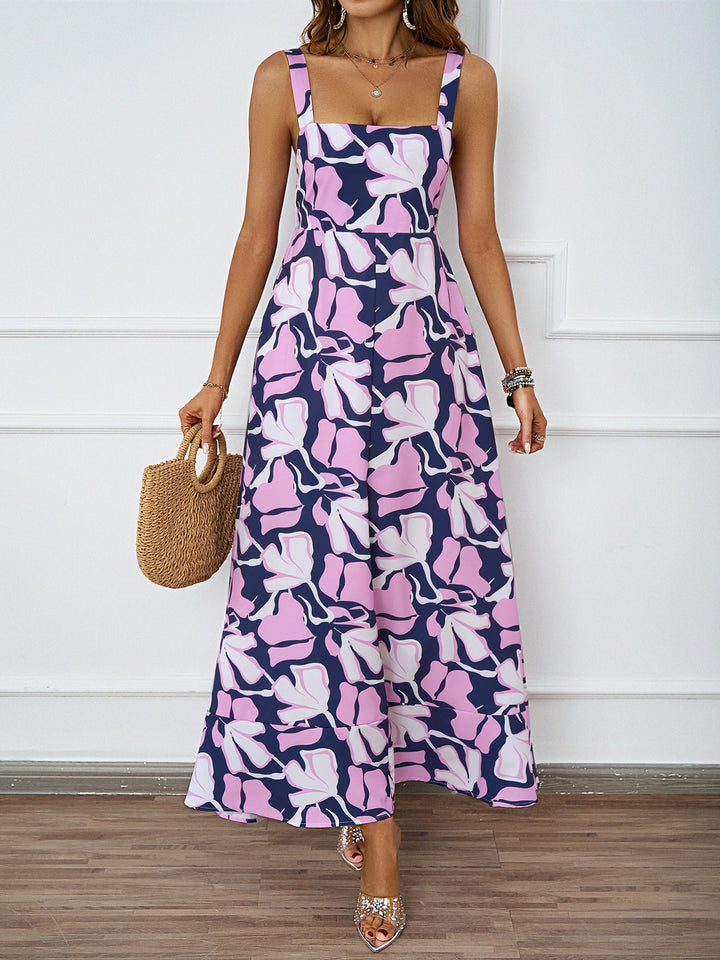 Ladies maxi dress with modern floral design and flattering silhouette Lisslune