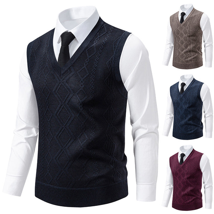 Men's knitted sweater with V-neck and textured cable pattern Lisslune