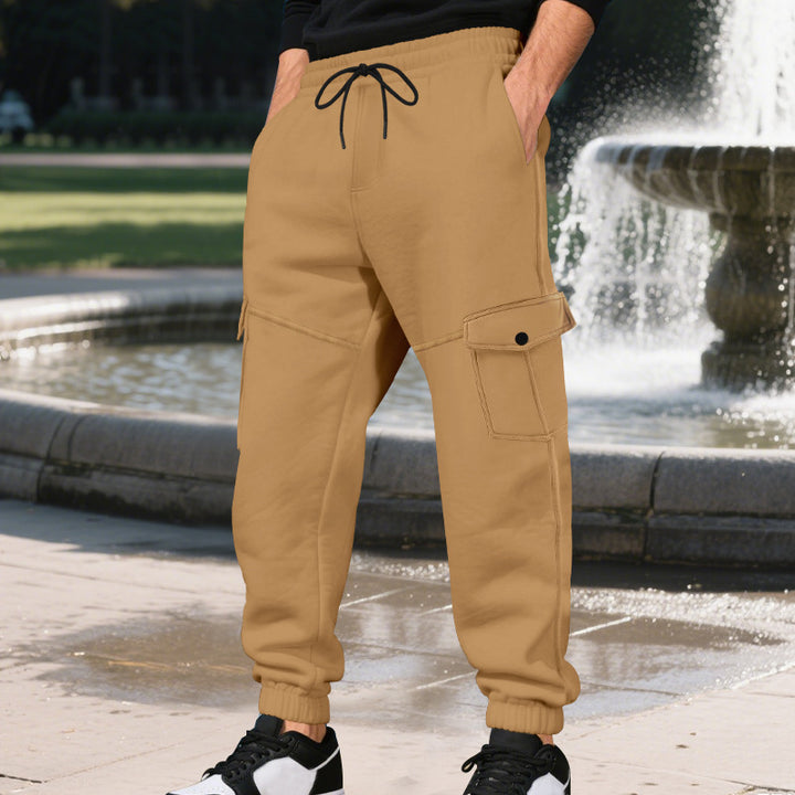 Men's cargo training pants with elastic waistband and practical side pockets Lisslune
