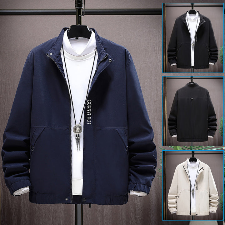 Men's lightweight transitional jacket with breathable properties and practical pockets Lisslune