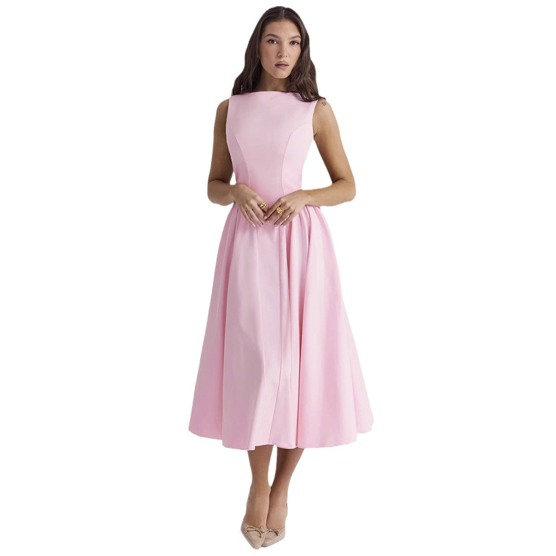 Women's A-line dress with elegant cut and waist definition