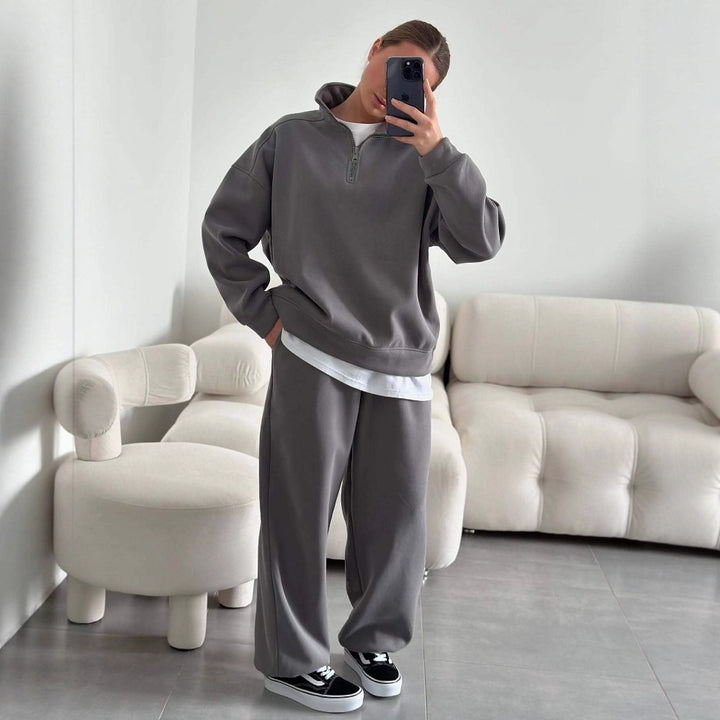 Women's sporty hooded pullover with half zipper Lisslune