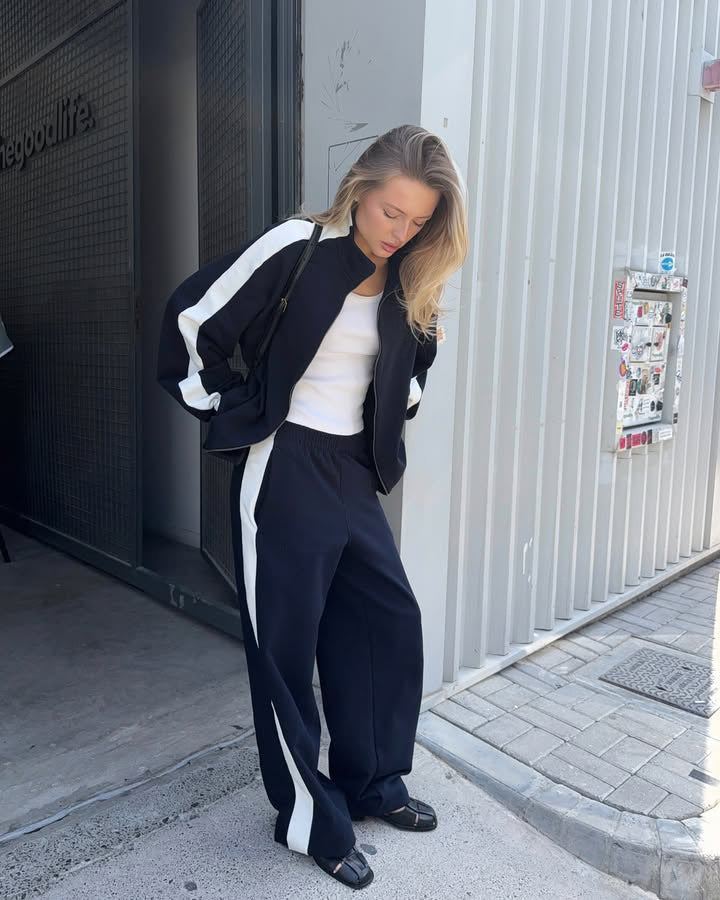 Women's sporty leisure set with side long contrast stripes Lisslune