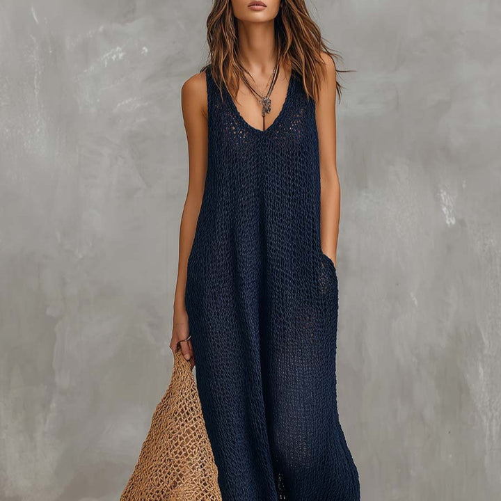 Ladies Airy Summer Dress with Side Pockets and Deep Neckline Lisslune