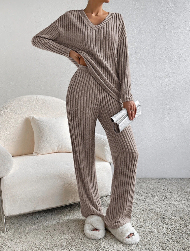 Women Comfortable Fine Knit Set with V-Neck and Long Sleeves Lisslune