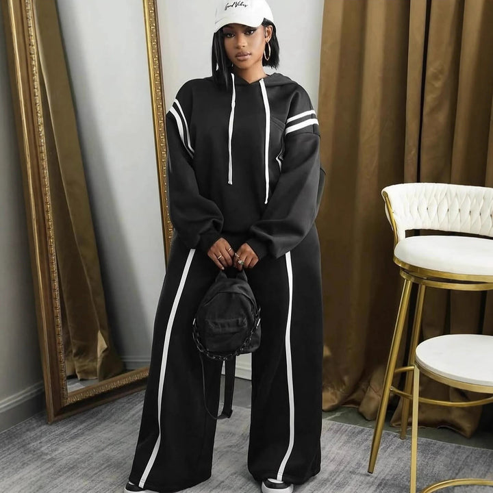 Women's sporty loungewear set with rolled sleeves and side stripes Lisslune