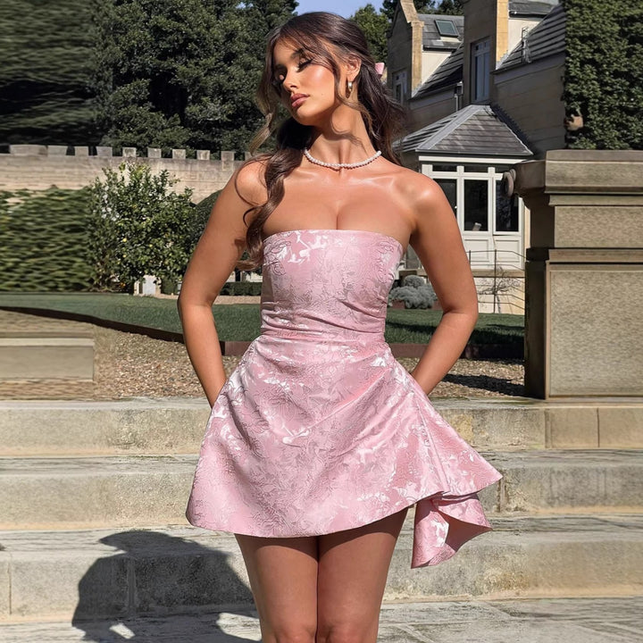 Damen Strapless Abendkleid mit asymmetrischem Saum und blütenförmigem Design Lisslune