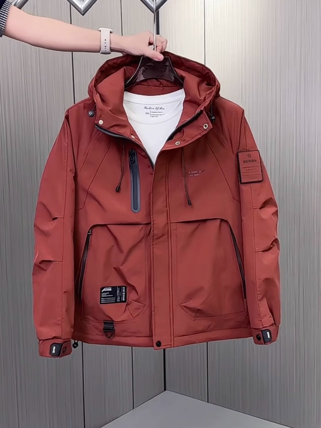 Men's Multifunctional Outdoor Jacket with Insulating Hood and Practical Zipper Lisslune