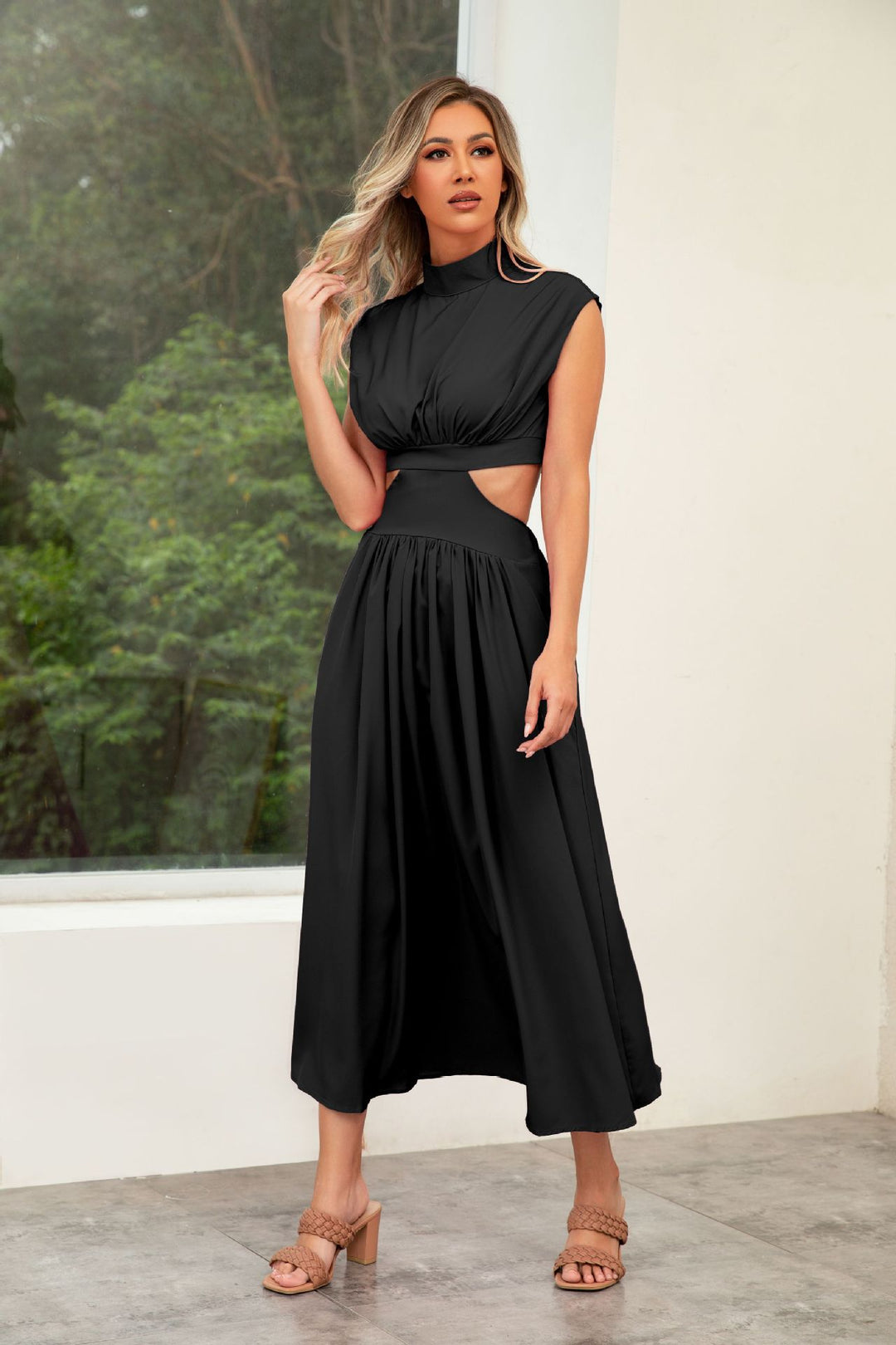 Women's maxi dress with cut-outs and modern stand-up collar Lune London
