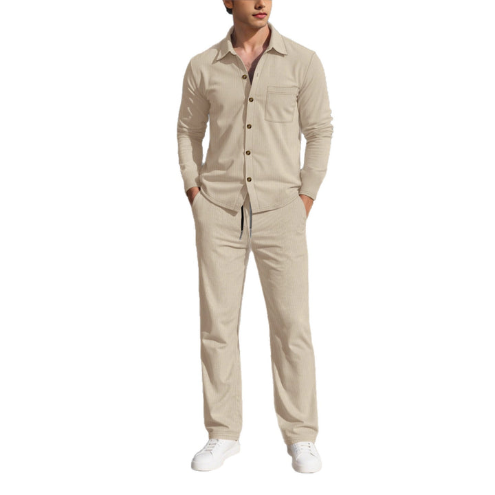 Men's elegant leisure suit with textured design and practical pockets Lisslune