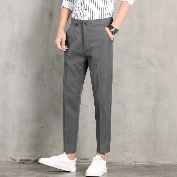 Men's modern chinos with a slim fit cut and practical side pockets Lisslune