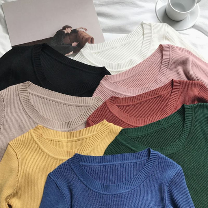 Women elegantly cut long sleeve top made of ribbed knit Lisslune
